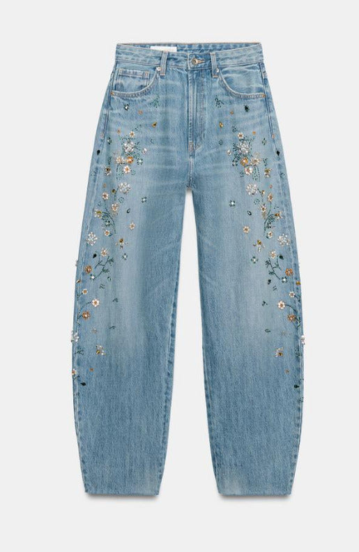 Embroidered Barrel Jeans