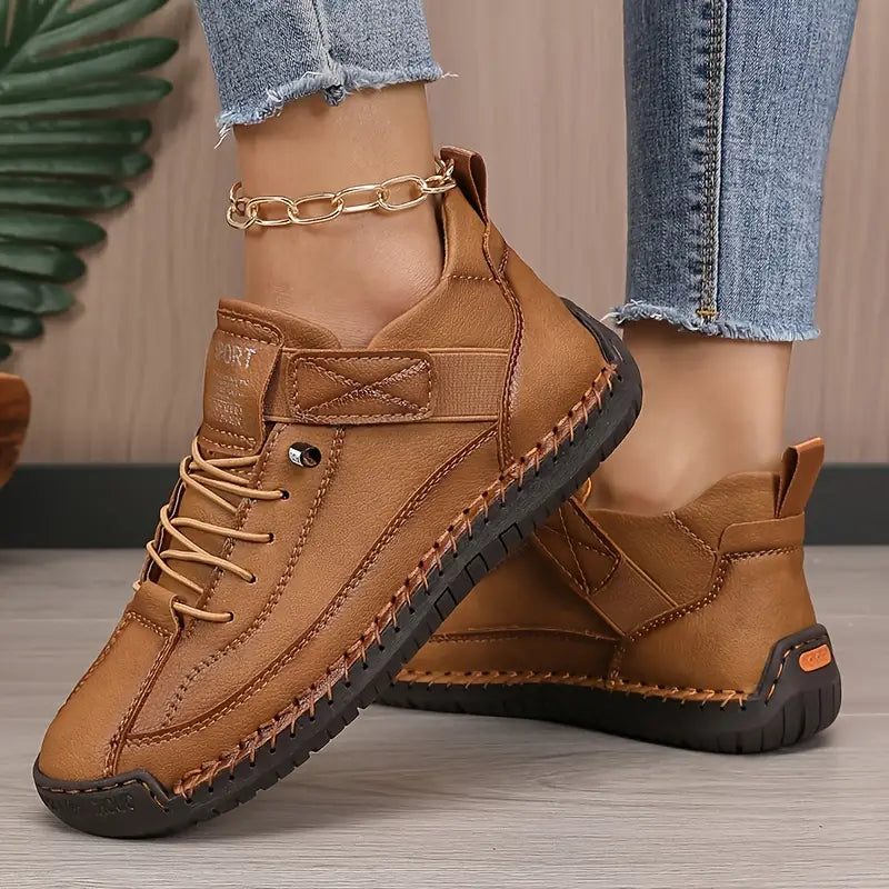 LIORA | ORTHOPAEDIC SNEAKER