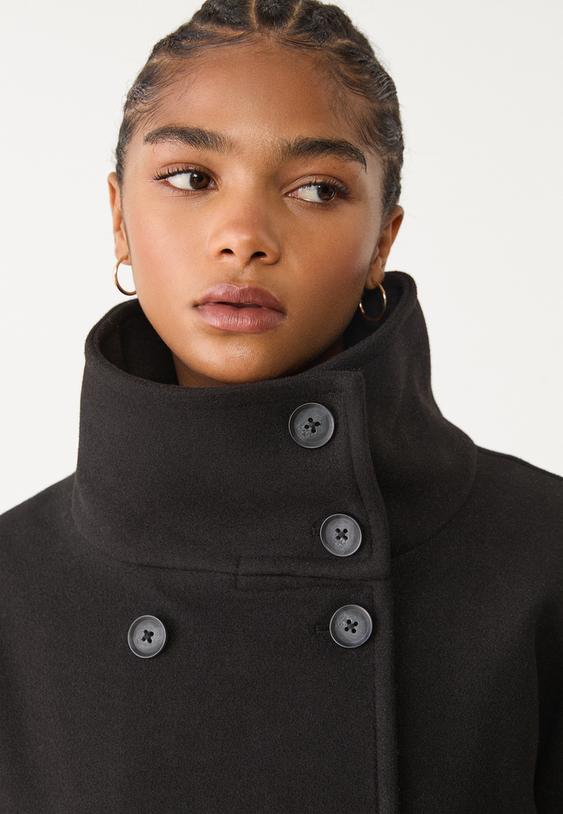 HIGH-TOP TRENCH