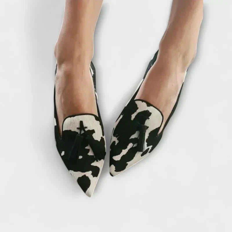 ZELVIA | TASSEL PRINT LOAFERS