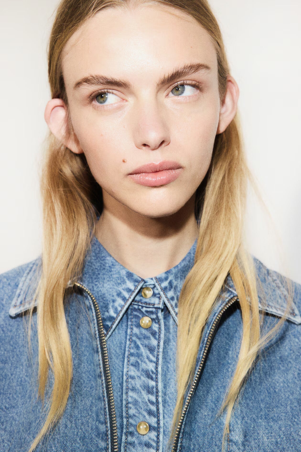 DENIM JACKET