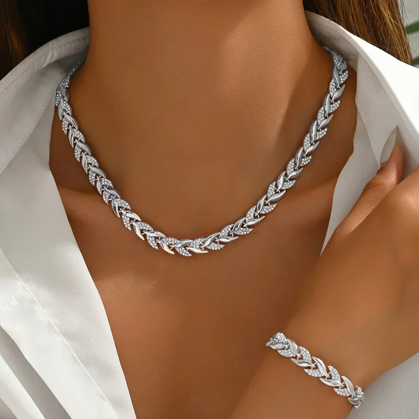 Liene™ | Mermaid Necklace & Bracelet