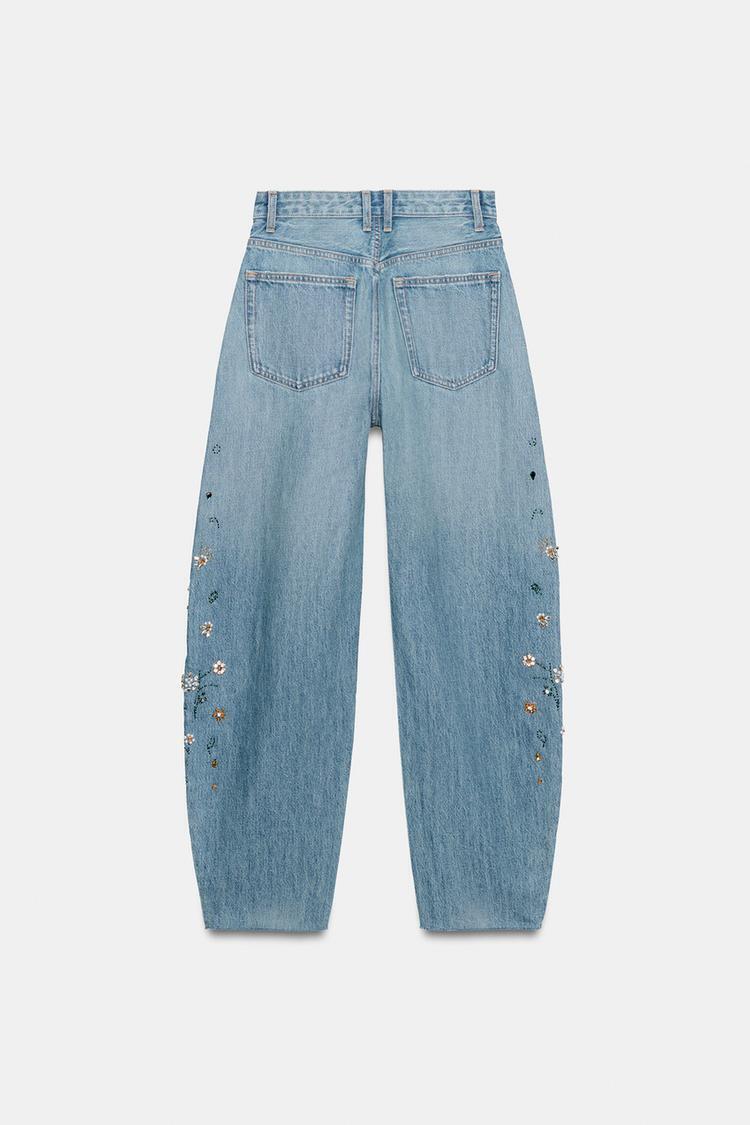 Embroidered Barrel Jeans