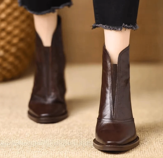 CLAUDIA | MID HEEL ANKLE BOOTS
