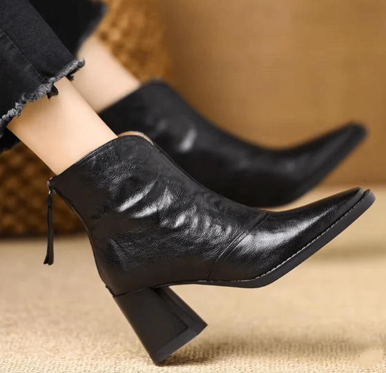 CLAUDIA | MID HEEL ANKLE BOOTS